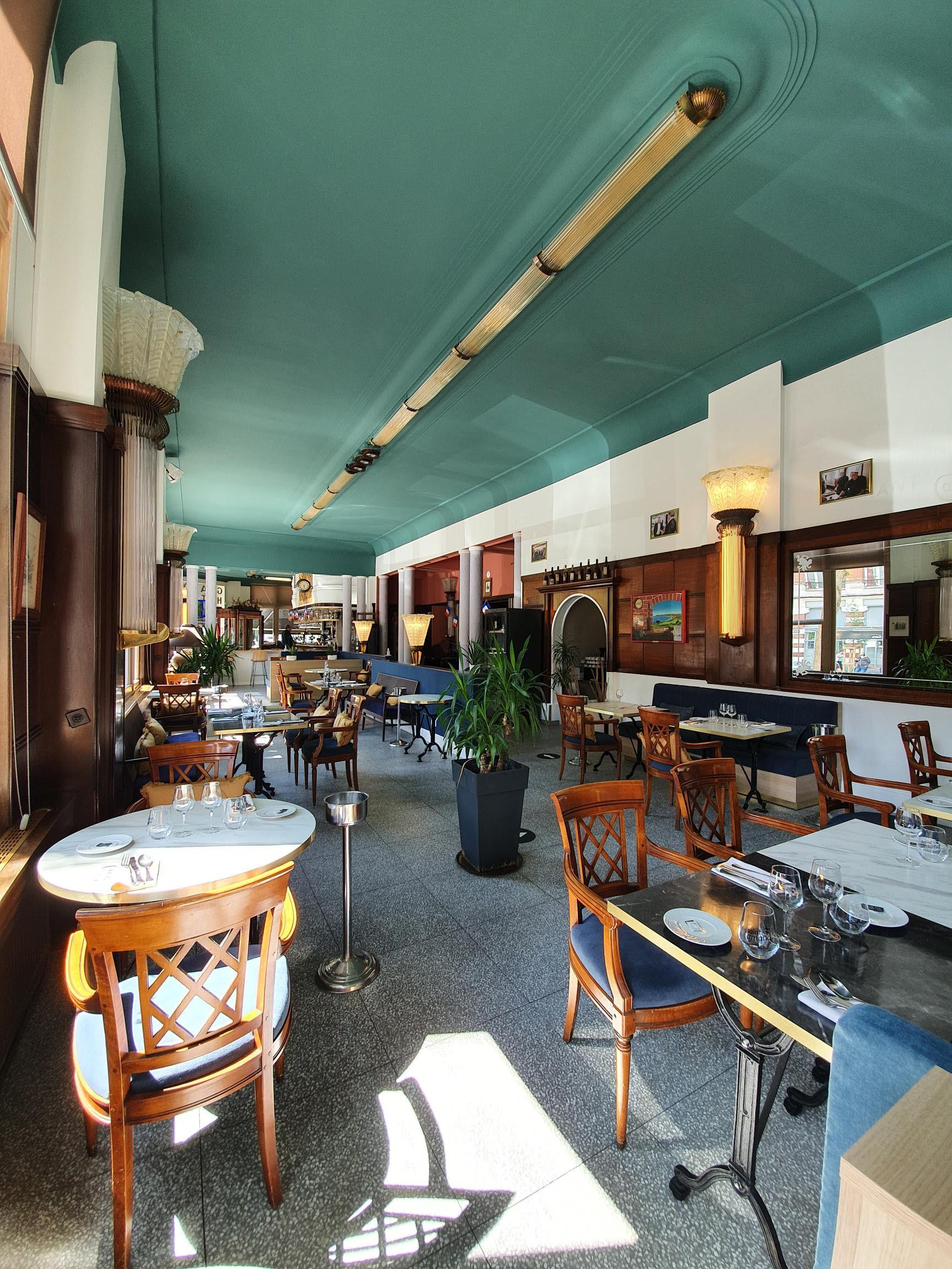Le Grand Hotel Valenciennes Exterior foto